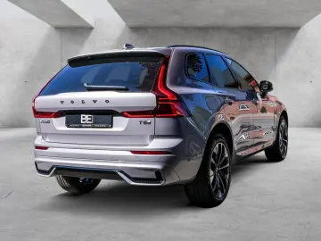 VOLVO XC60 T8 Ultra Dark Recharge Plug-In Hybrid