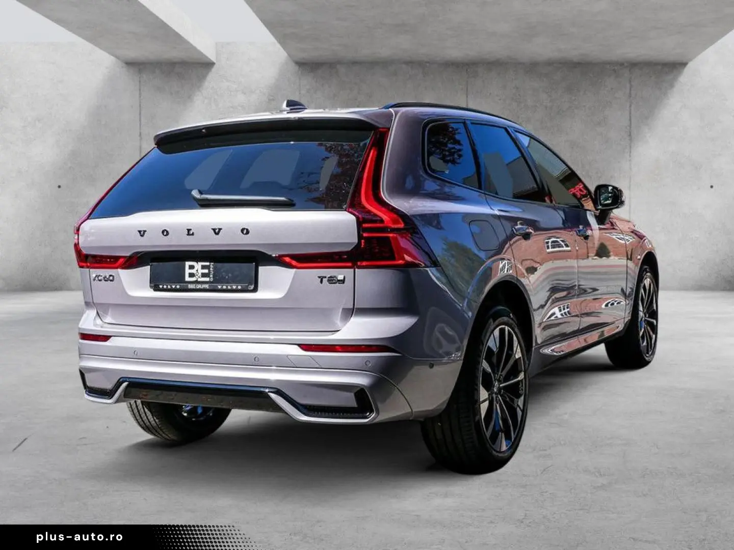 VOLVO XC60 T8 Ultra Dark Recharge Plug-In Hybrid