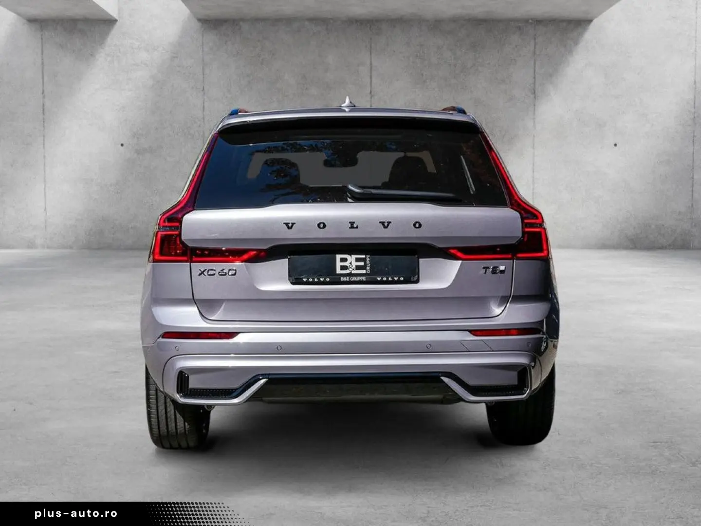 VOLVO XC60 T8 Ultra Dark Recharge Plug-In Hybrid