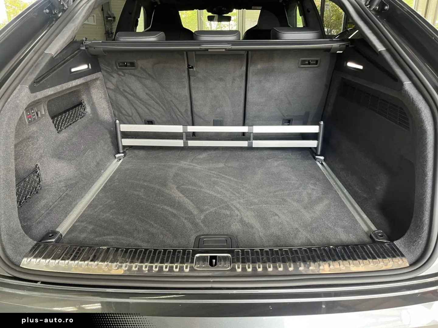 AUDI SQ8 TFSI quattro tiptronic