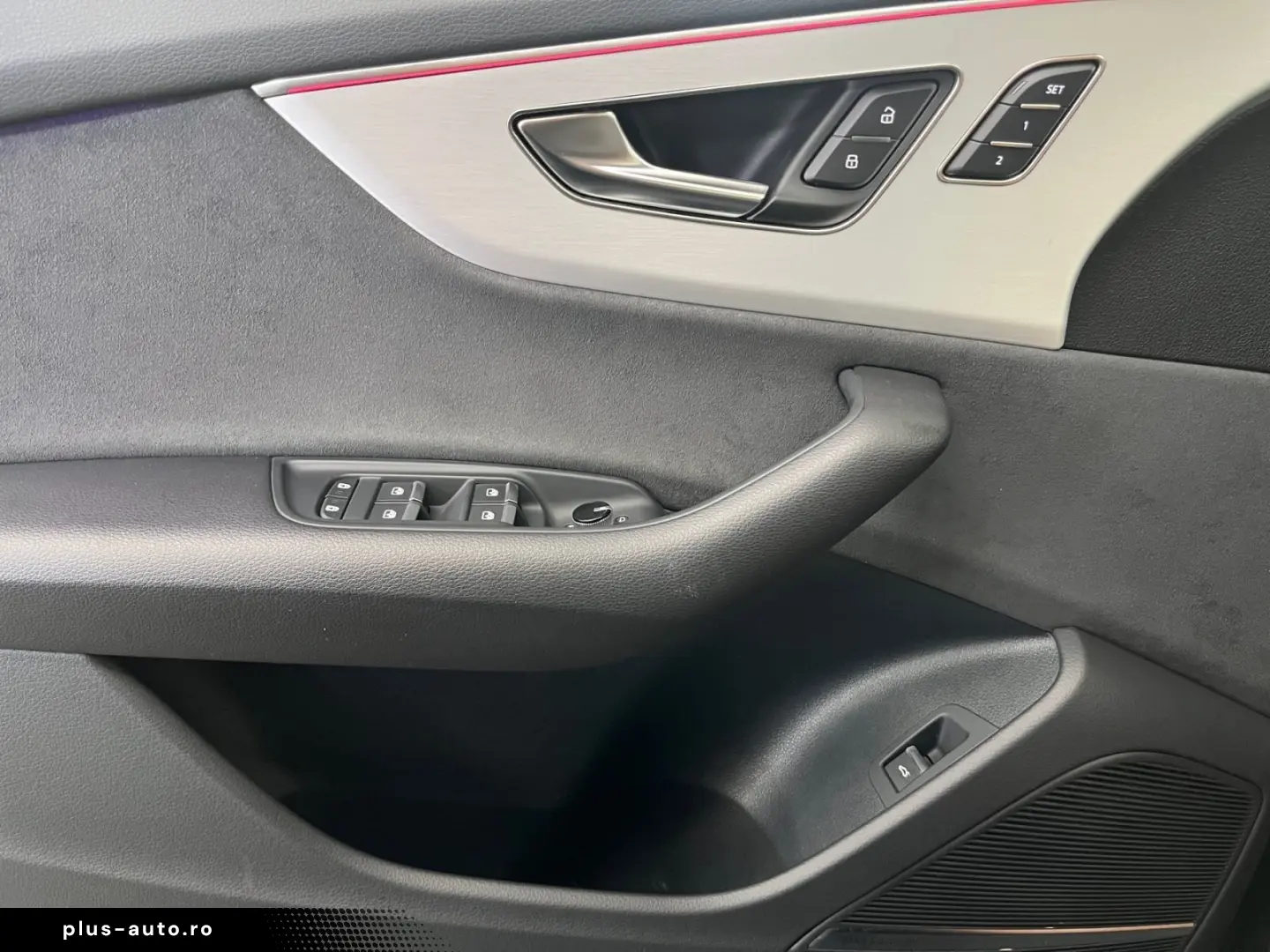 AUDI SQ8 TFSI quattro tiptronic