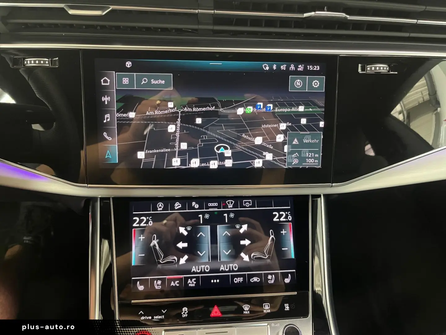 AUDI SQ8 TFSI quattro tiptronic