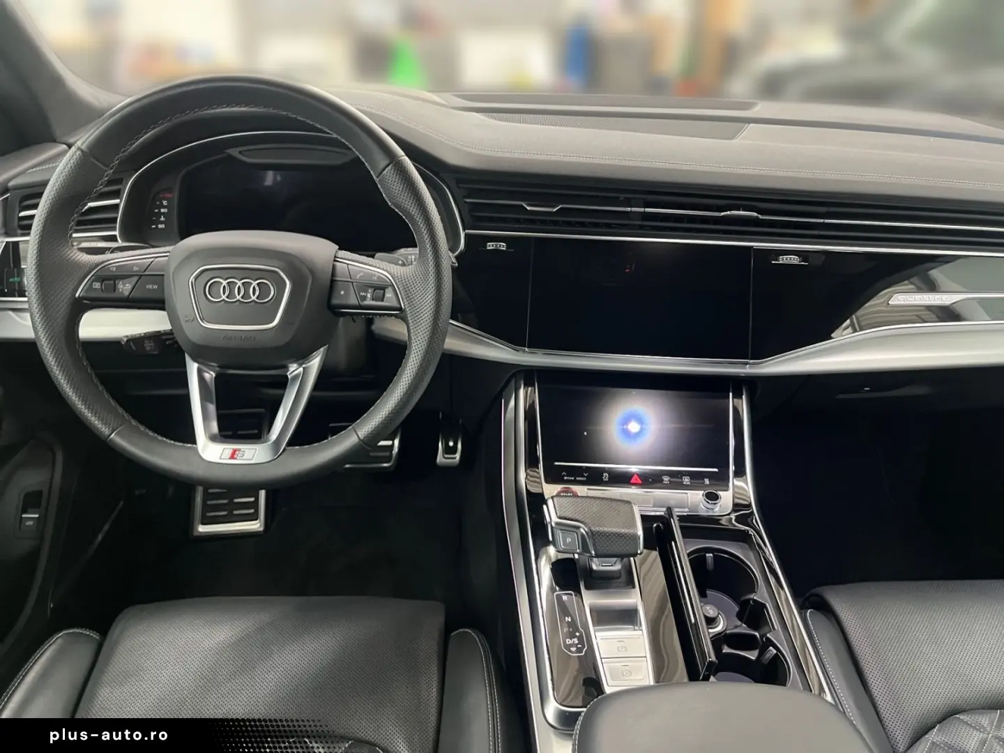 AUDI SQ8 TFSI quattro tiptronic