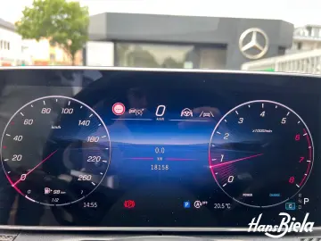 MERCEDES-BENZ CLE 450 4M AMG