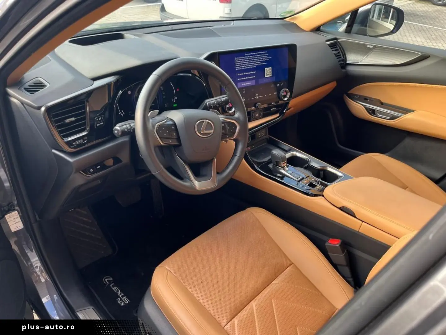 LEXUS NX 350h E-FOUR Luxury Line