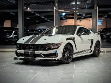 FORD Mustang Dark Horse S650