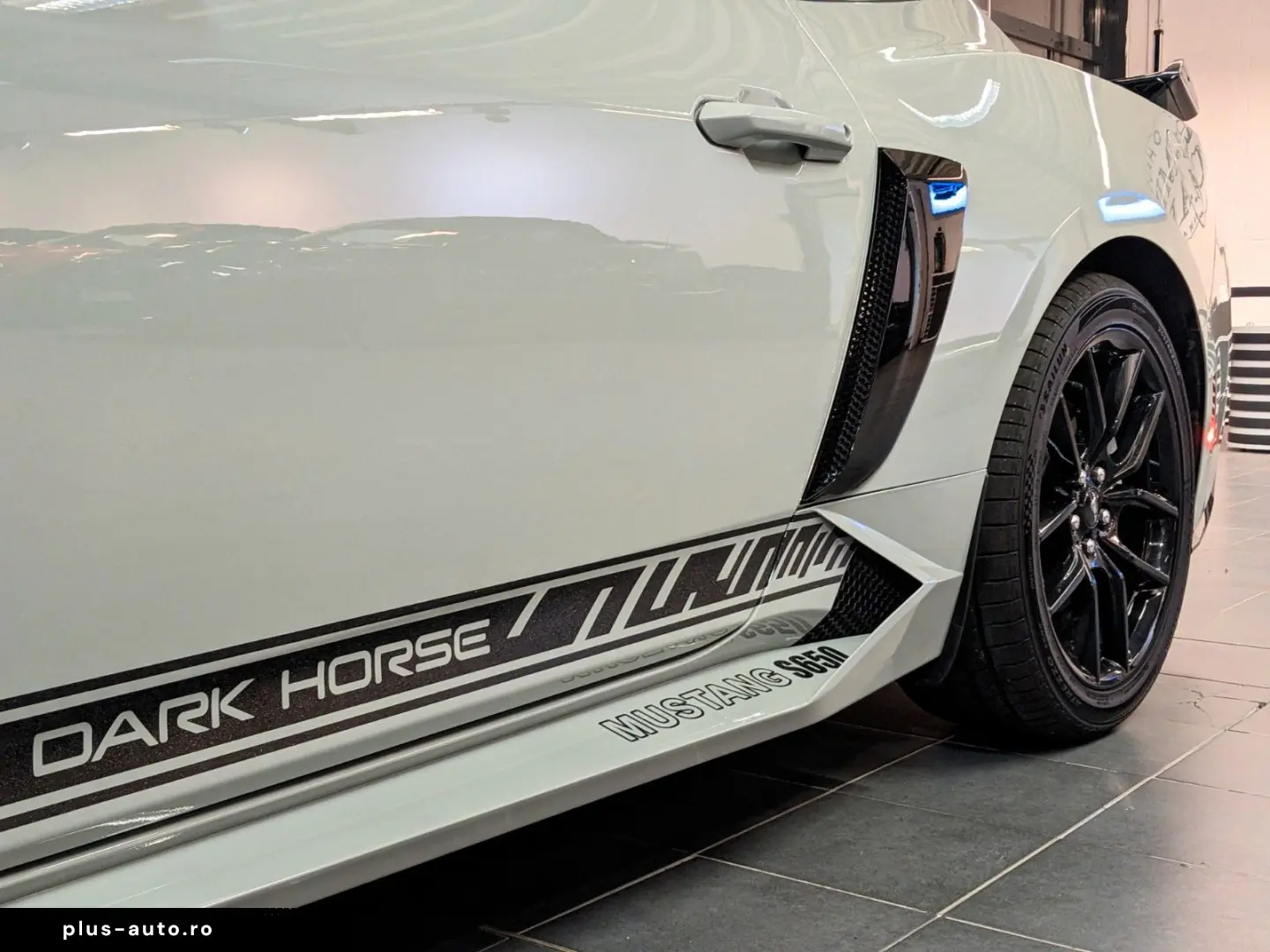 FORD Mustang Dark Horse S650