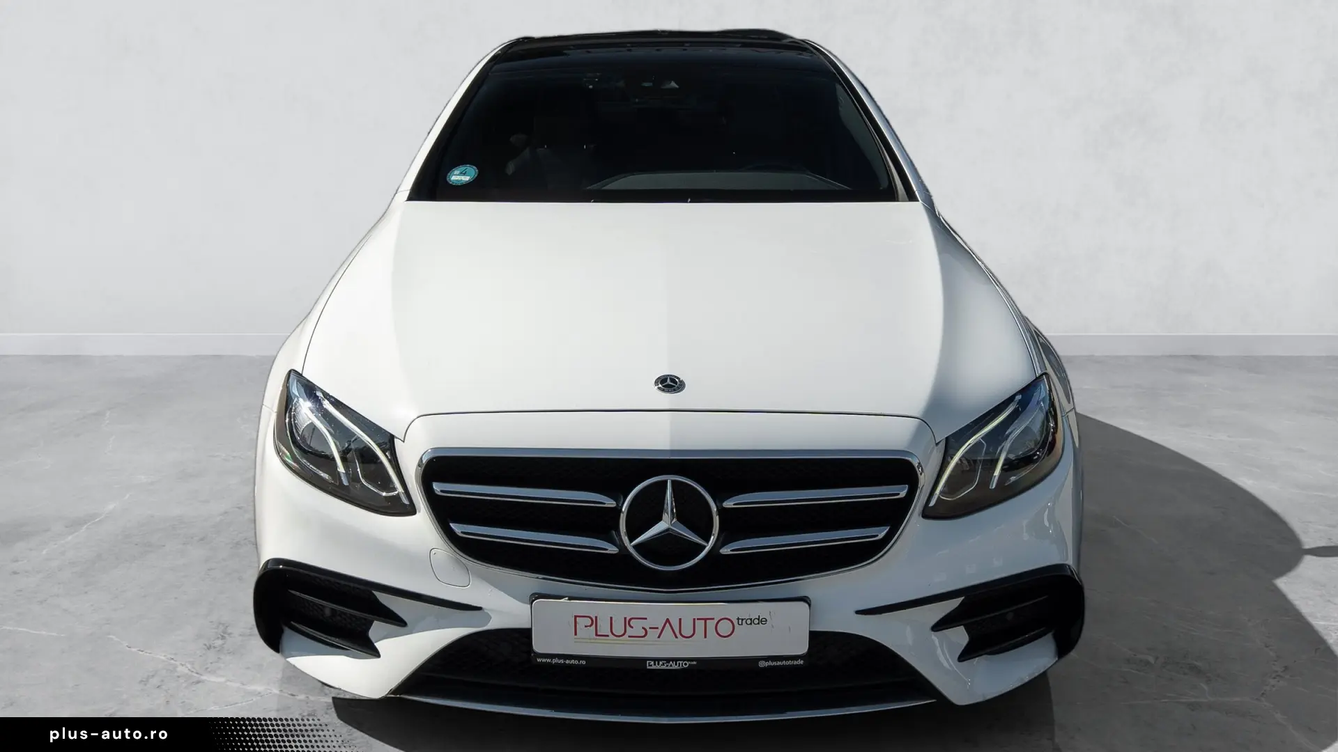 Mercedes-Benz E 200 AMG LINE