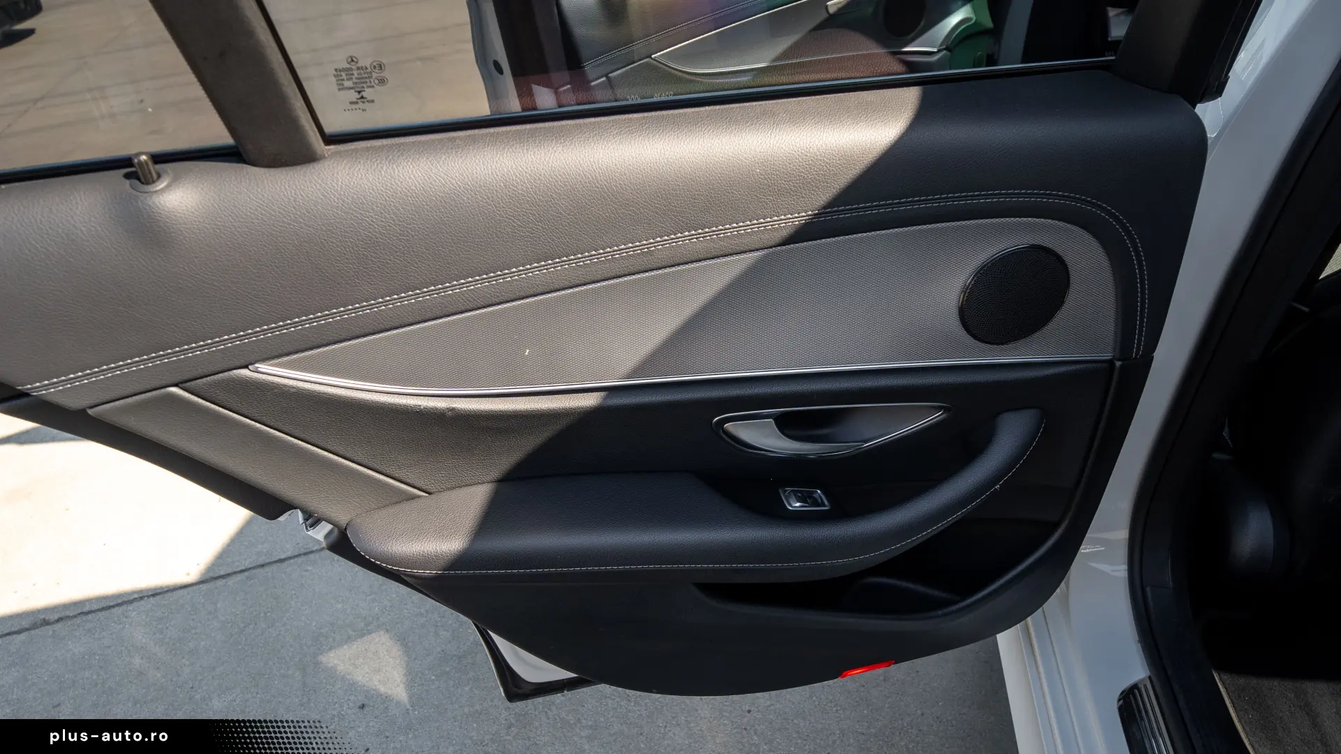 Mercedes-Benz E 200 AMG LINE