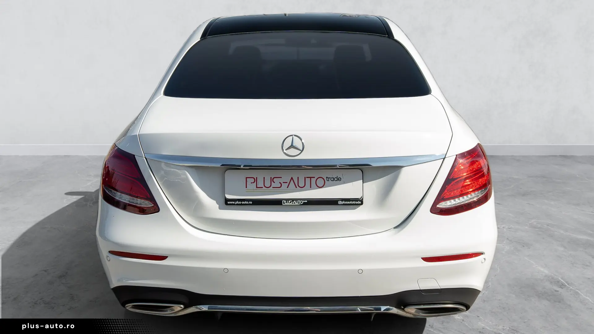Mercedes-Benz E 200 AMG LINE