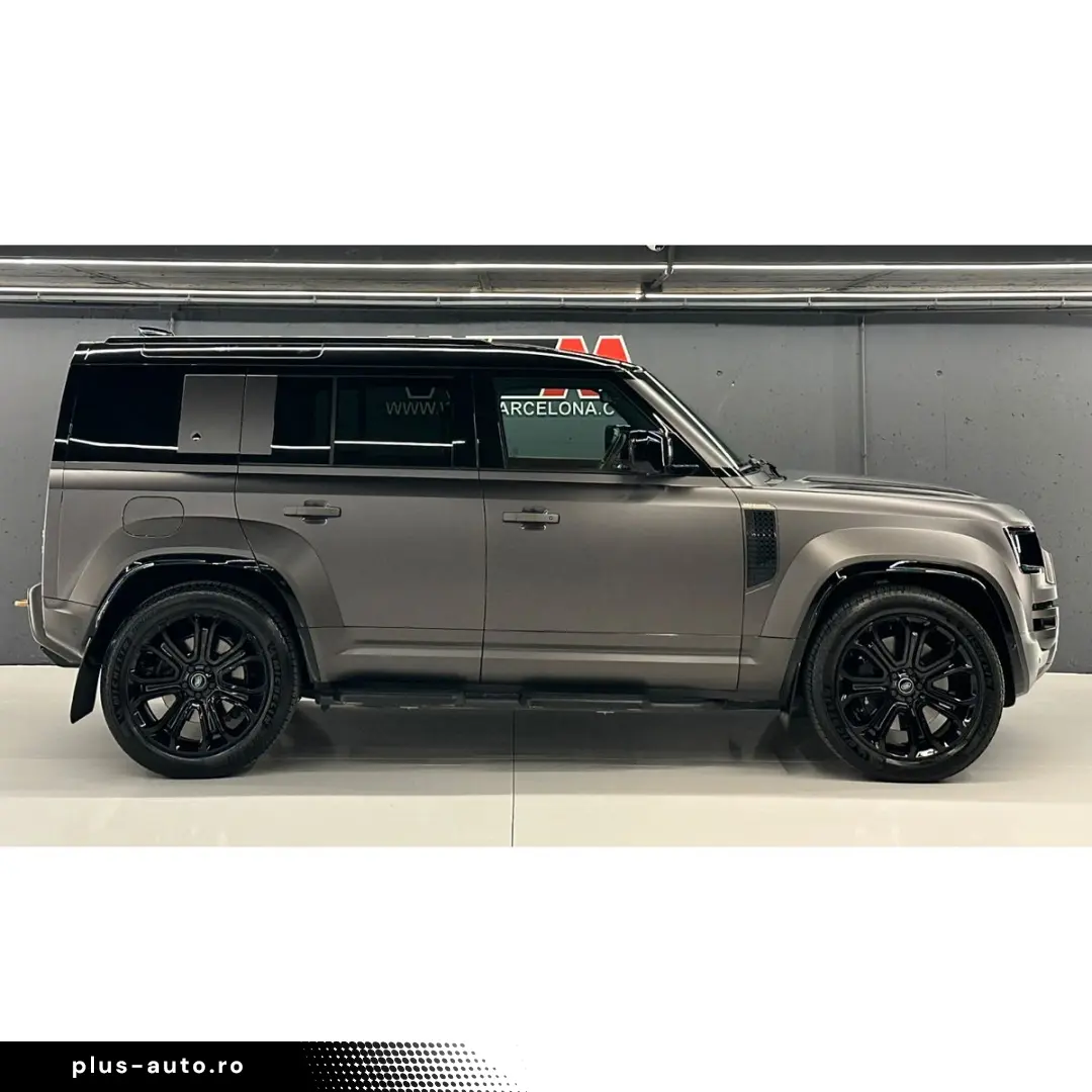 LAND ROVER Defender 4.4 P635 110  OCTA