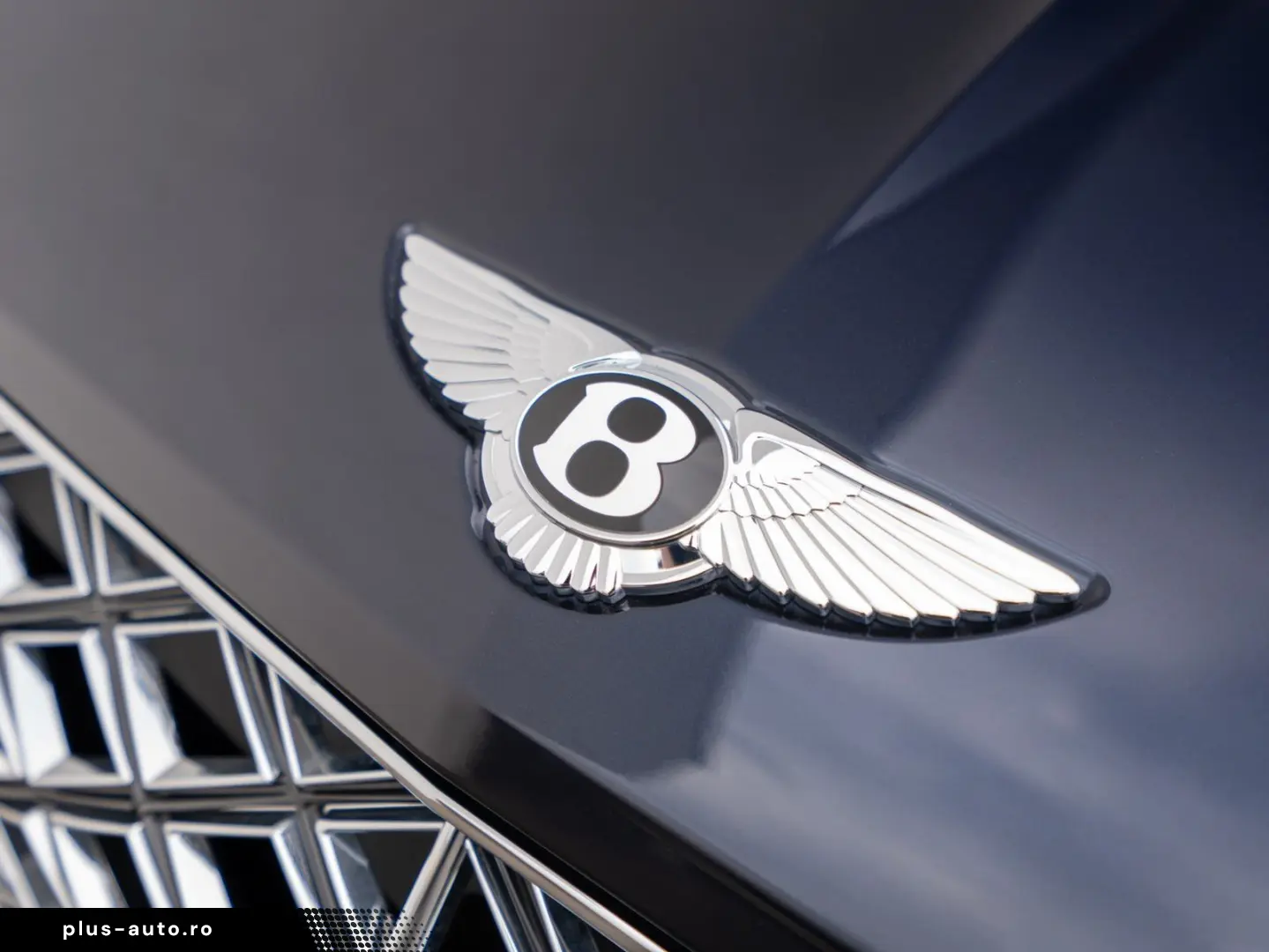 BENTLEY Bentayga EWB Mulliner V8