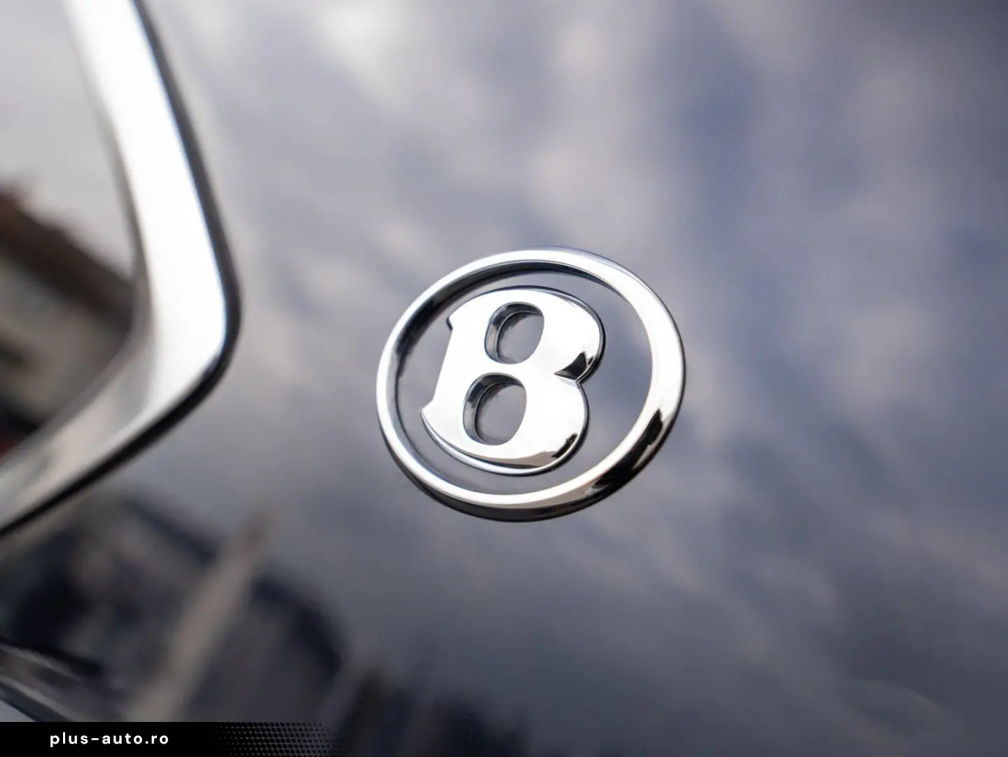 BENTLEY Bentayga EWB Mulliner V8