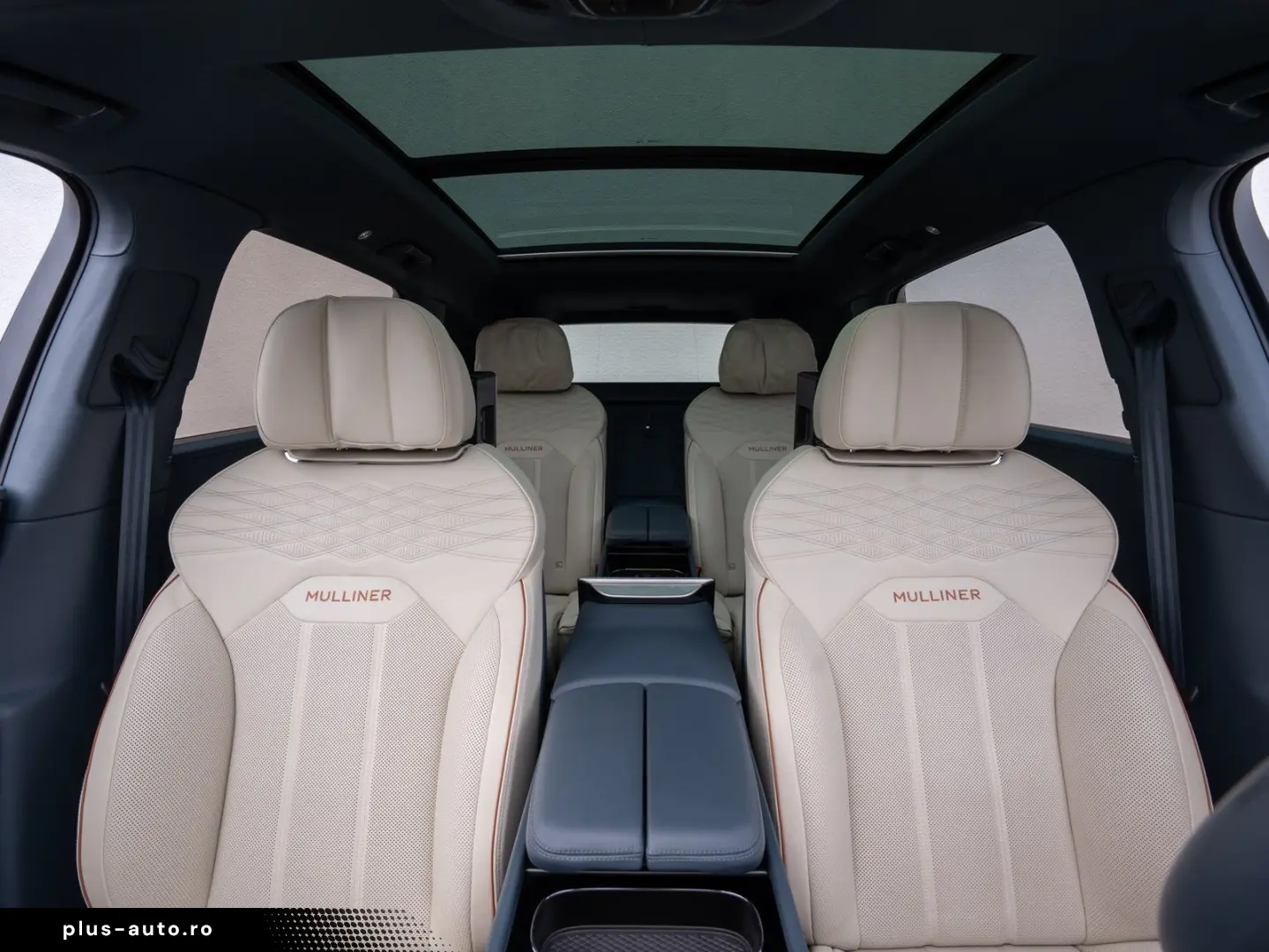BENTLEY Bentayga EWB Mulliner V8