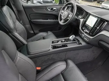 VOLVO XC60 T8 AWD Black Edition Ultra Plug-in Hybrid