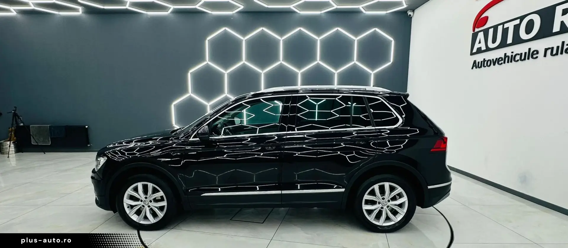 VOLKSWAGEN TIGUAN 2017 2.0D E6 4X4 Garantie 12 Luni Rate Ava