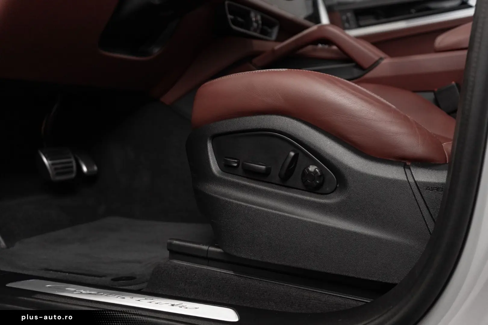 PORSCHE Cayenne Turbo E-Hybrid BURM3D MASS PANO HUD