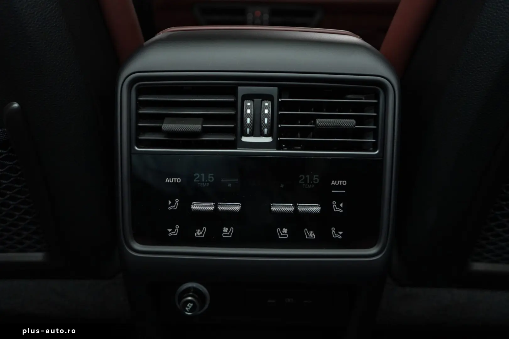 PORSCHE Cayenne Turbo E-Hybrid BURM3D MASS PANO HUD