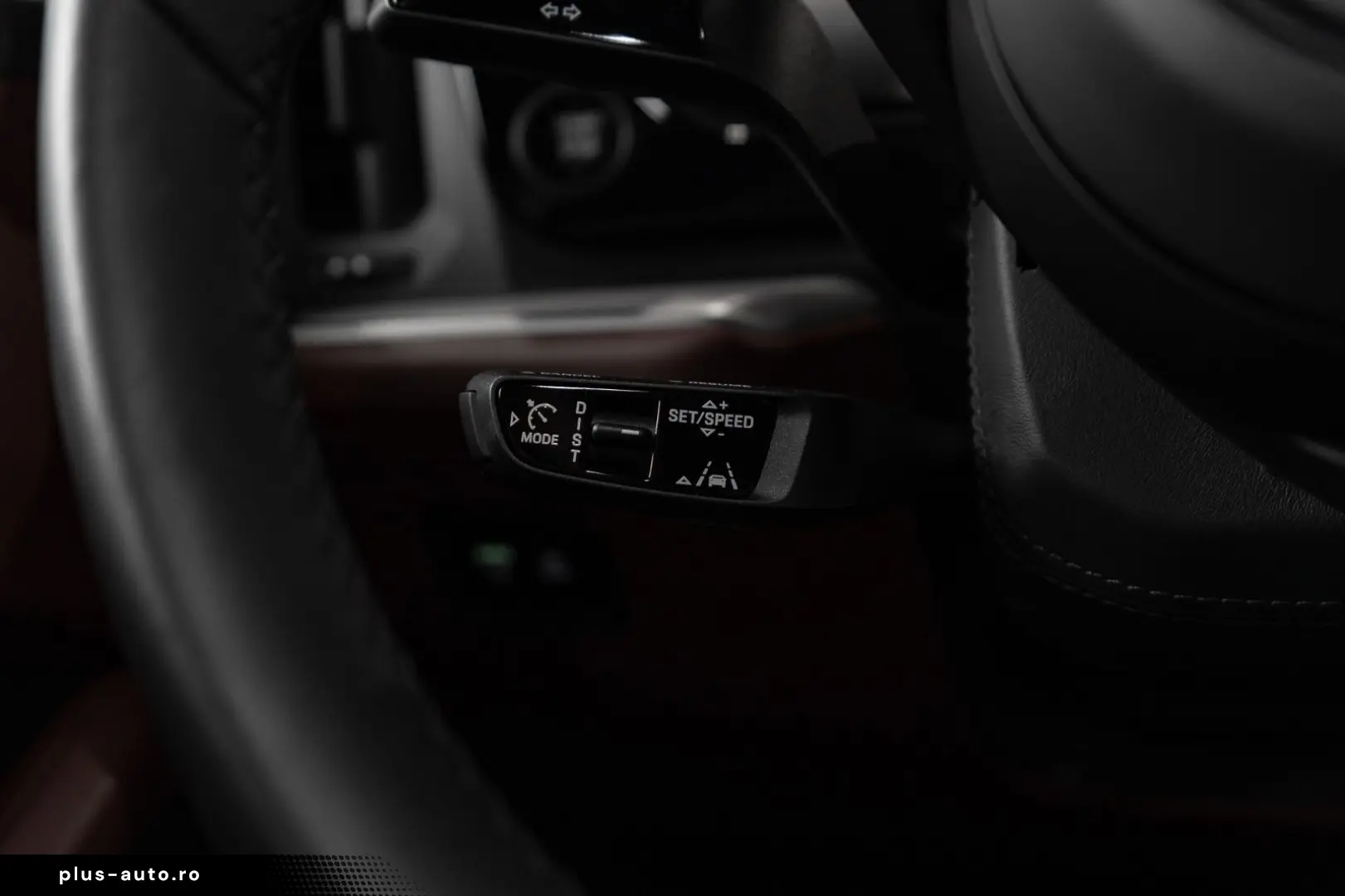 PORSCHE Cayenne Turbo E-Hybrid BURM3D MASS PANO HUD