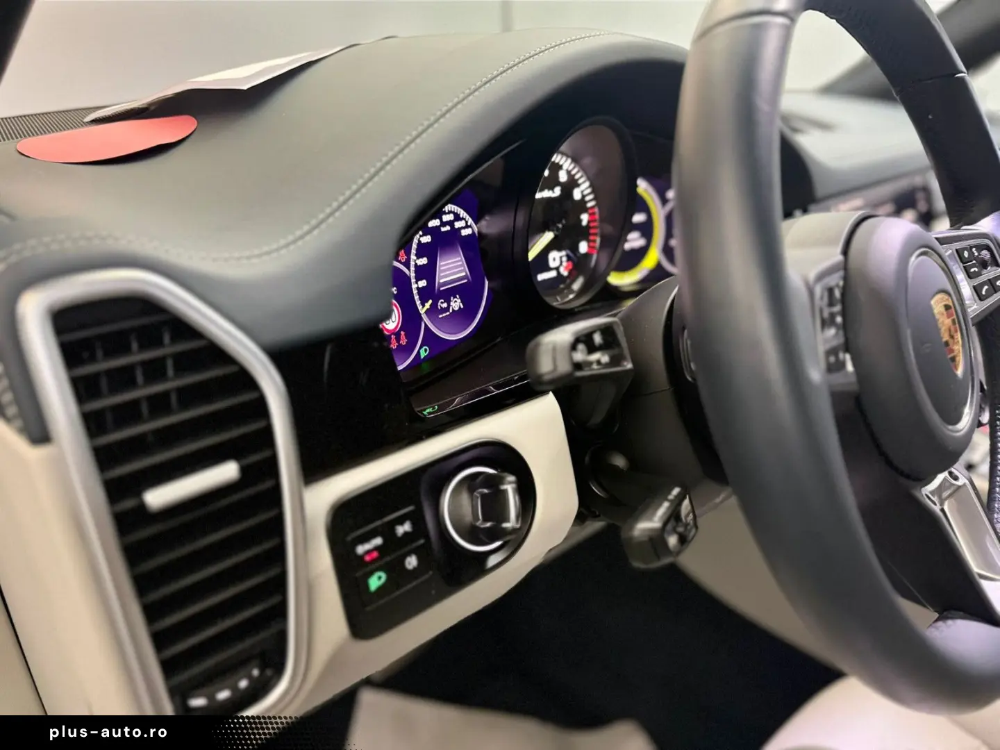 PORSCHE Cayenne Turbo S E-Hybrid INNO NACHTSICHT SITZKLI