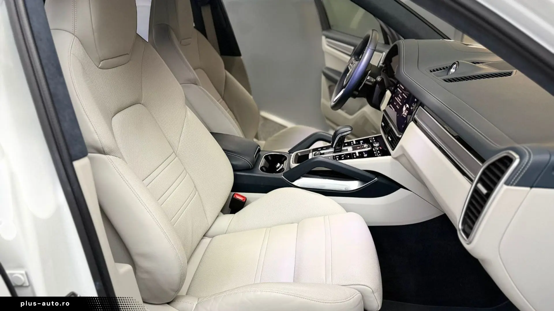 PORSCHE Cayenne Turbo S E-Hybrid INNO NACHTSICHT SITZKLI