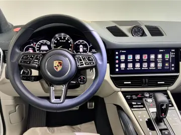 PORSCHE Cayenne Turbo S E-Hybrid INNO NACHTSICHT SITZKLI