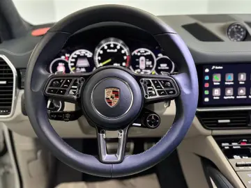 PORSCHE Cayenne Turbo S E-Hybrid INNO NACHTSICHT SITZKLI