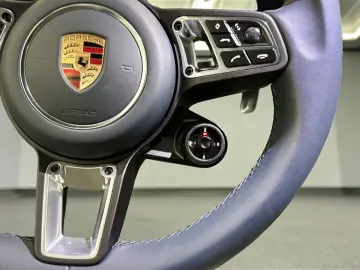 PORSCHE Cayenne Turbo S E-Hybrid INNO NACHTSICHT SITZKLI