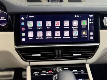 PORSCHE Cayenne Turbo S E-Hybrid INNO NACHTSICHT SITZKLI