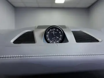 PORSCHE Cayenne Turbo S E-Hybrid INNO NACHTSICHT SITZKLI