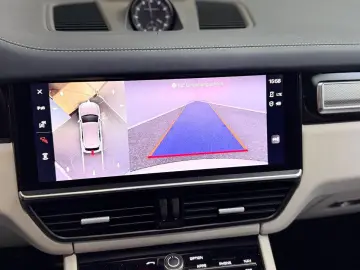 PORSCHE Cayenne Turbo S E-Hybrid INNO NACHTSICHT SITZKLI