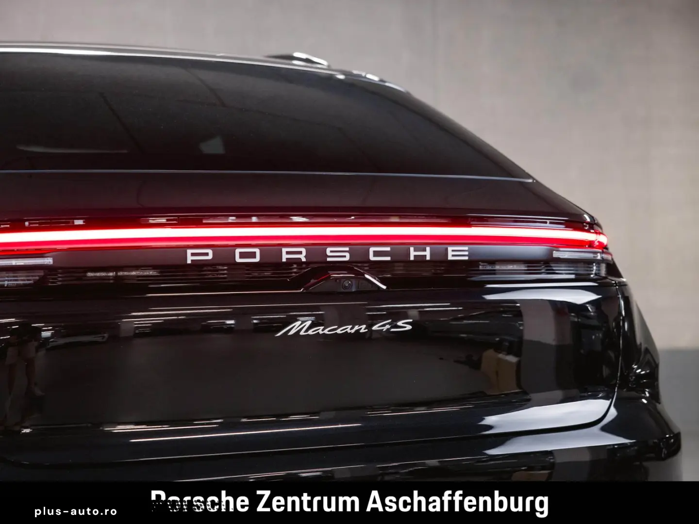 PORSCHE Macan 4S Electric Panoramadach Sport Chrono