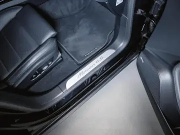PORSCHE Macan 4S Electric Panoramadach Sport Chrono