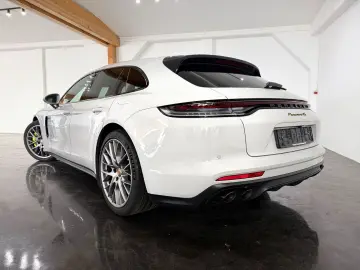 PORSCHE Panamera Sport Turismo 4S E-Hybrid Head Up