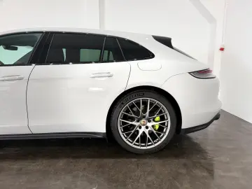 PORSCHE Panamera Sport Turismo 4S E-Hybrid Head Up