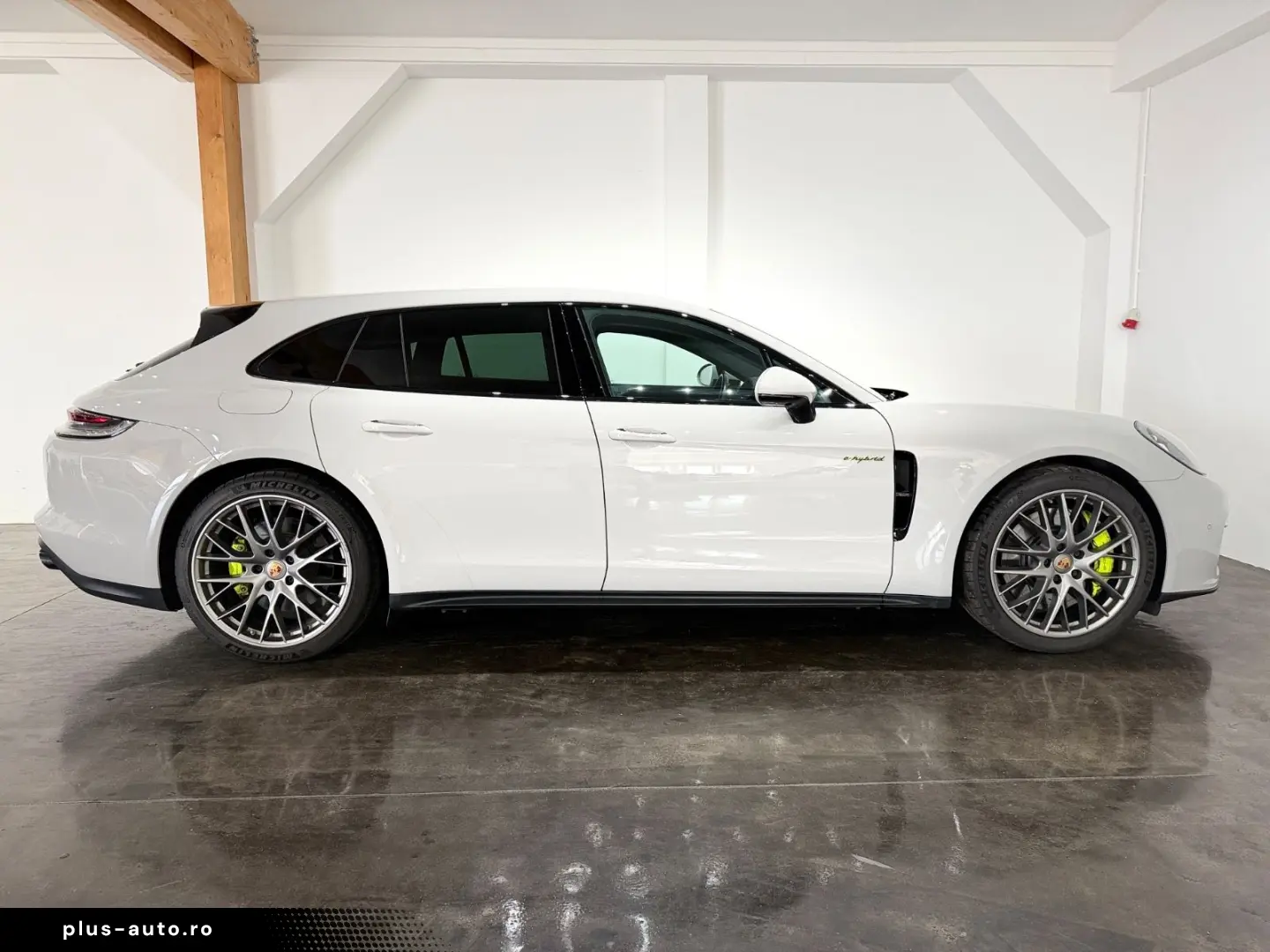 PORSCHE Panamera Sport Turismo 4S E-Hybrid Head Up