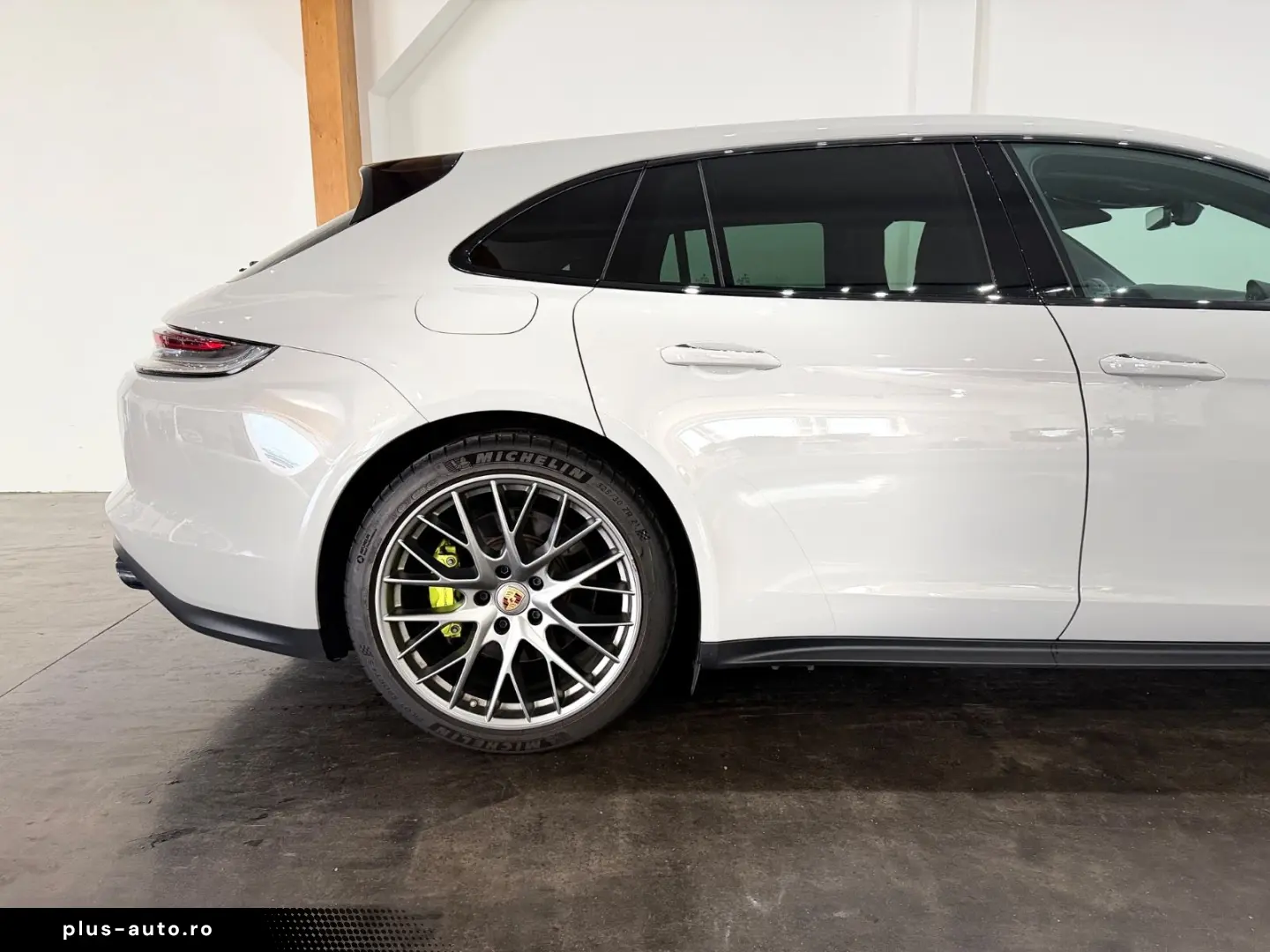PORSCHE Panamera Sport Turismo 4S E-Hybrid Head Up