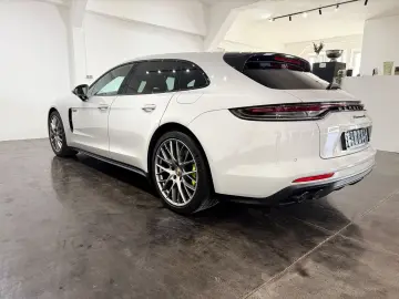 PORSCHE Panamera Sport Turismo 4S E-Hybrid Head Up