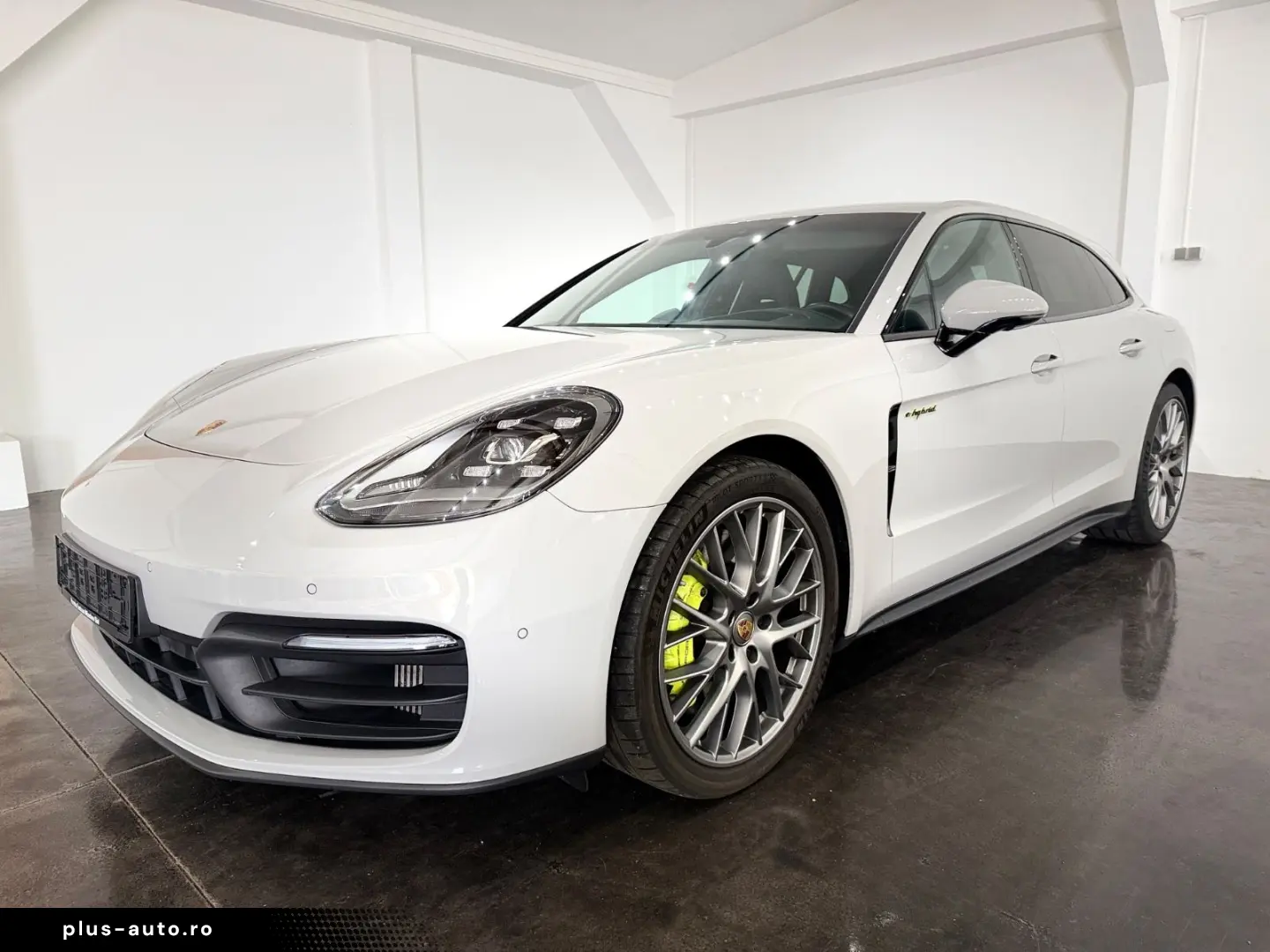 PORSCHE Panamera Sport Turismo 4S E-Hybrid Head Up