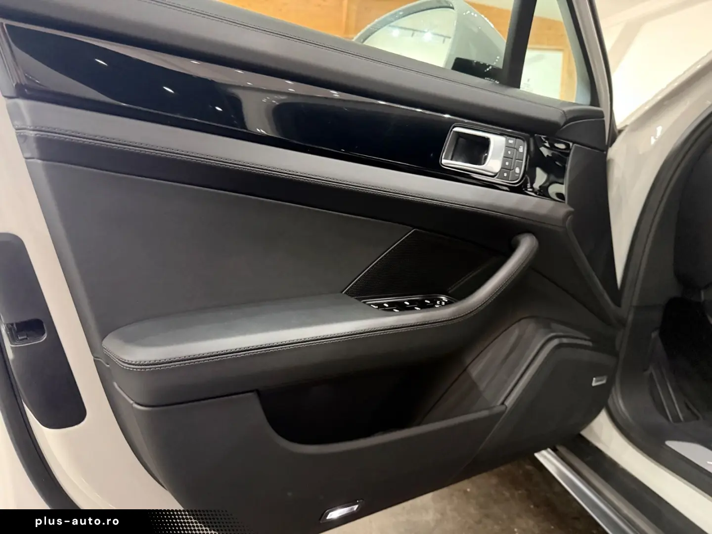 PORSCHE Panamera Sport Turismo 4S E-Hybrid Head Up