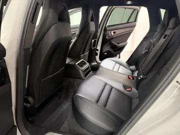 PORSCHE Panamera Sport Turismo 4S E-Hybrid Head Up