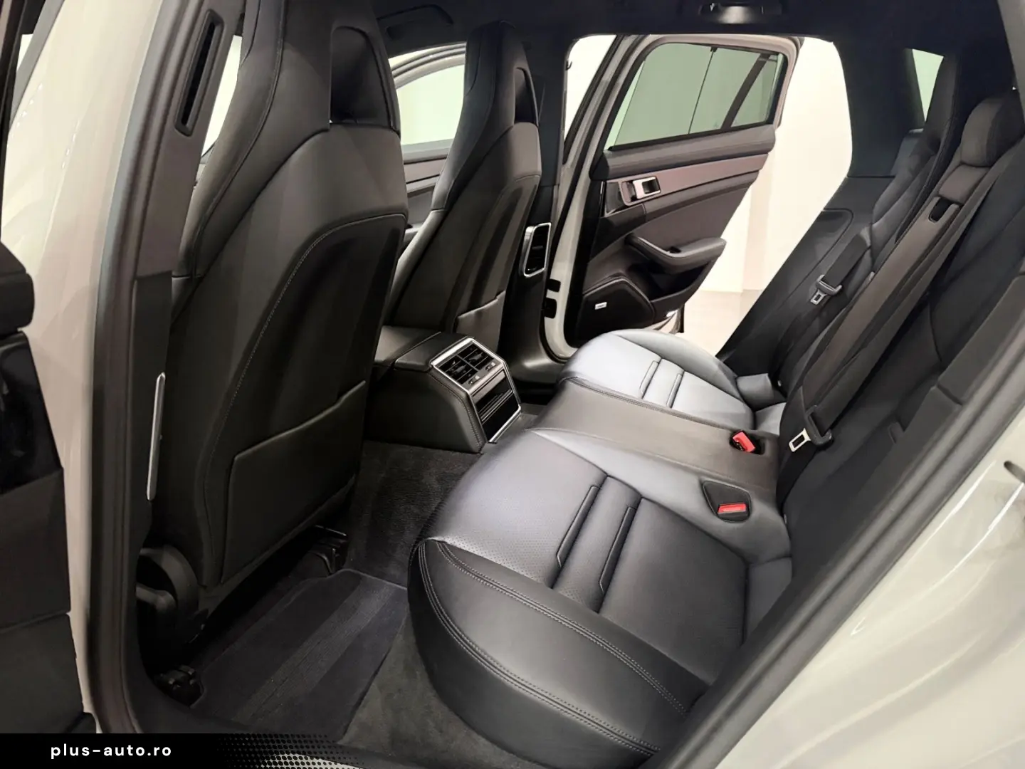 PORSCHE Panamera Sport Turismo 4S E-Hybrid Head Up