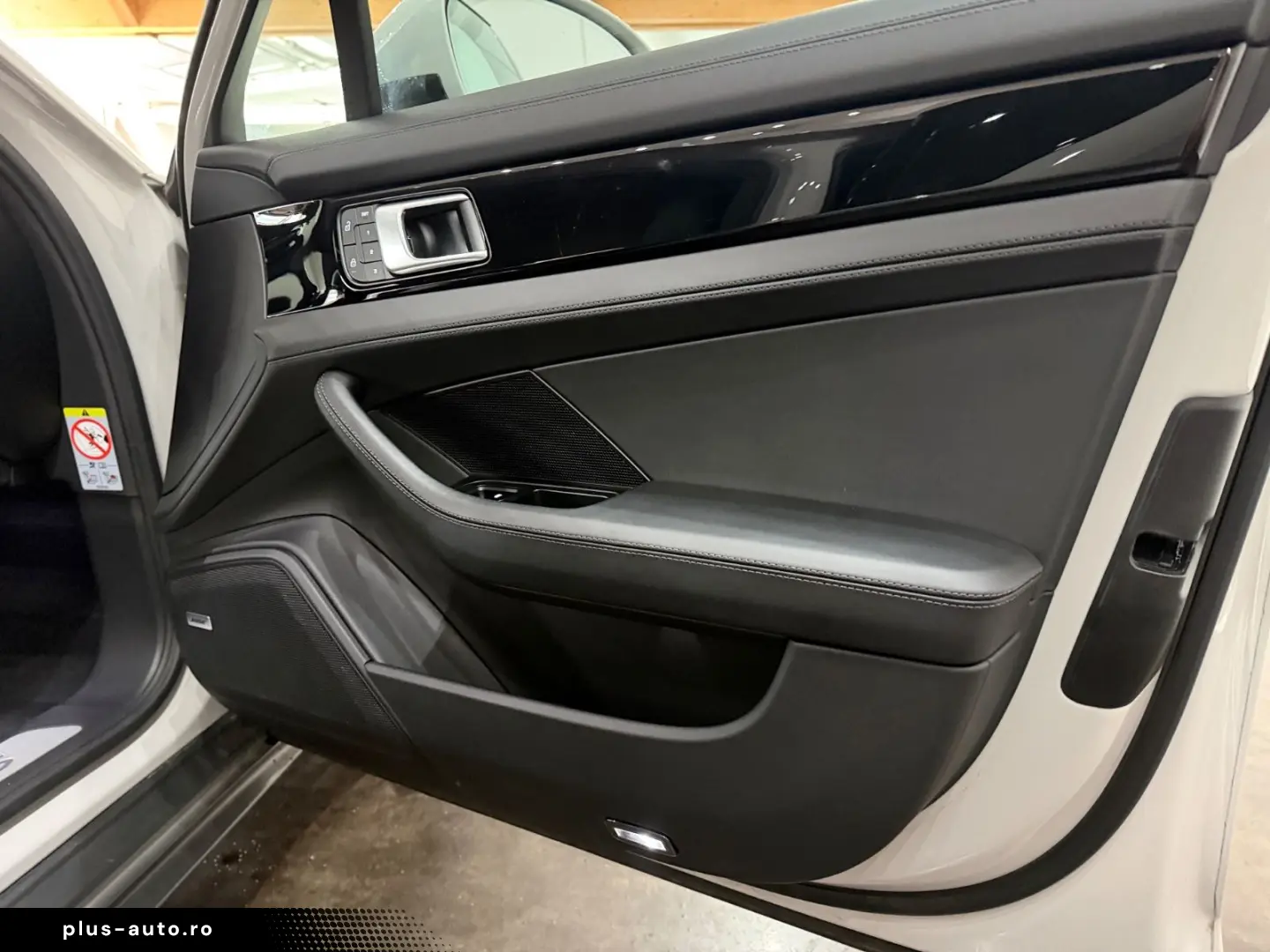 PORSCHE Panamera Sport Turismo 4S E-Hybrid Head Up