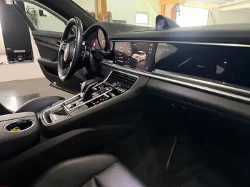 PORSCHE Panamera Sport Turismo 4S E-Hybrid Head Up