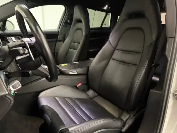 PORSCHE Panamera Sport Turismo 4S E-Hybrid Head Up