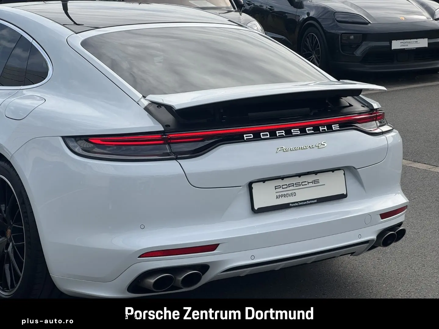 PORSCHE Panamera 4S E-Hybrid