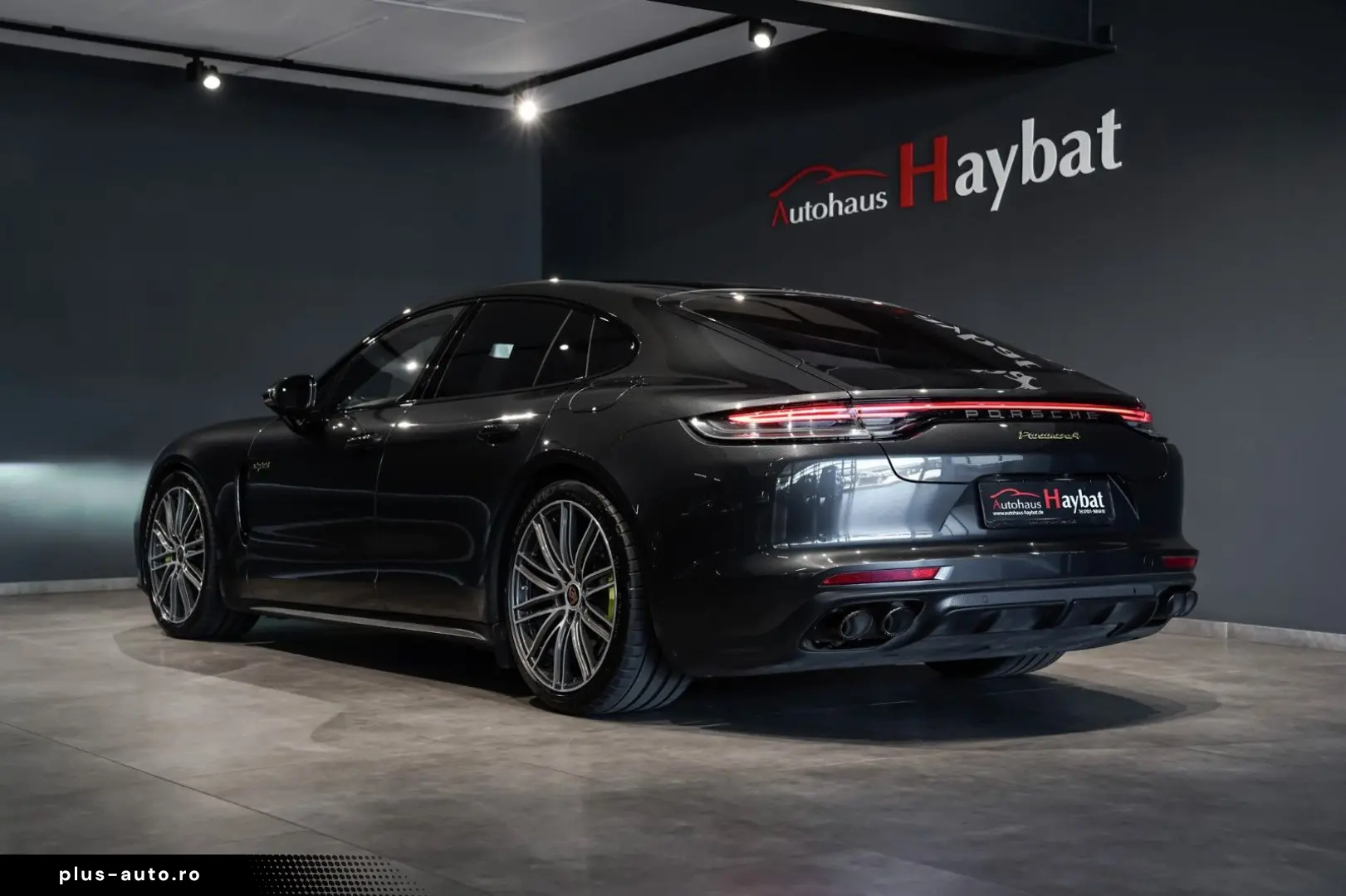 PORSCHE Panamera 4 E-Hybrid Plat. Edition-PCCB-HA-Inno