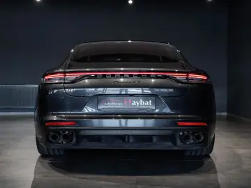 PORSCHE Panamera 4 E-Hybrid Plat. Edition-PCCB-HA-Inno