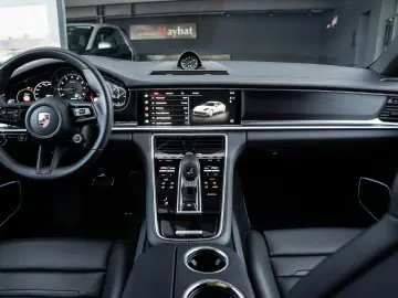 PORSCHE Panamera 4 E-Hybrid Plat. Edition-PCCB-HA-Inno
