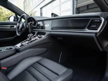 PORSCHE Panamera 4 E-Hybrid Plat. Edition-PCCB-HA-Inno
